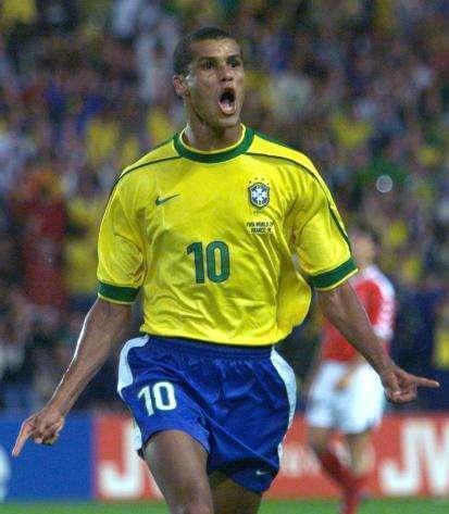 勇士赛是一 勇士赛是一